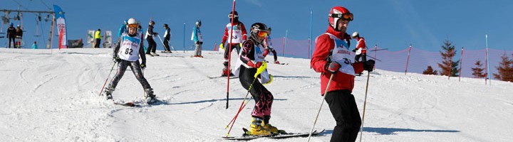sss-family-race-arena-platos-paltinis-concurs-ski-snowboard-parinti-copii-bunici-romania-sibiu