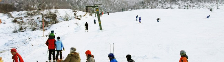 1-partie-schi-gura-raului-Trecatoarea-Lupilor-Sibiu-zapada-statiune-iarna-ski-snowboard